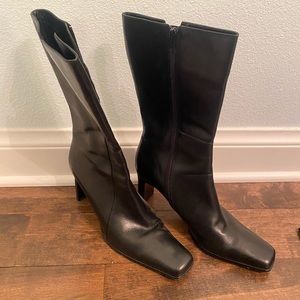 Vaneli Leather Boots